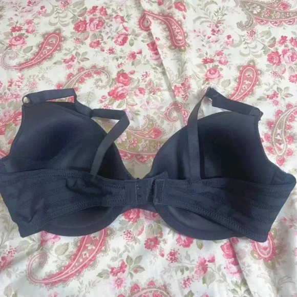 NWOT Maidenform Black Striped T Shirt Bra 34D - Picture 3 of 5